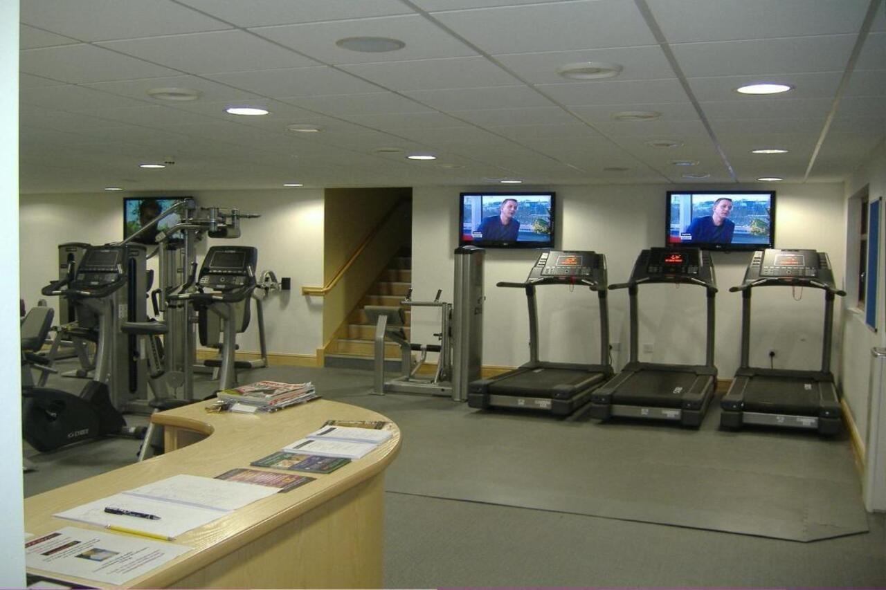 Mercure Newcastle George Washington Hotel Golf & Spa Екстериор снимка