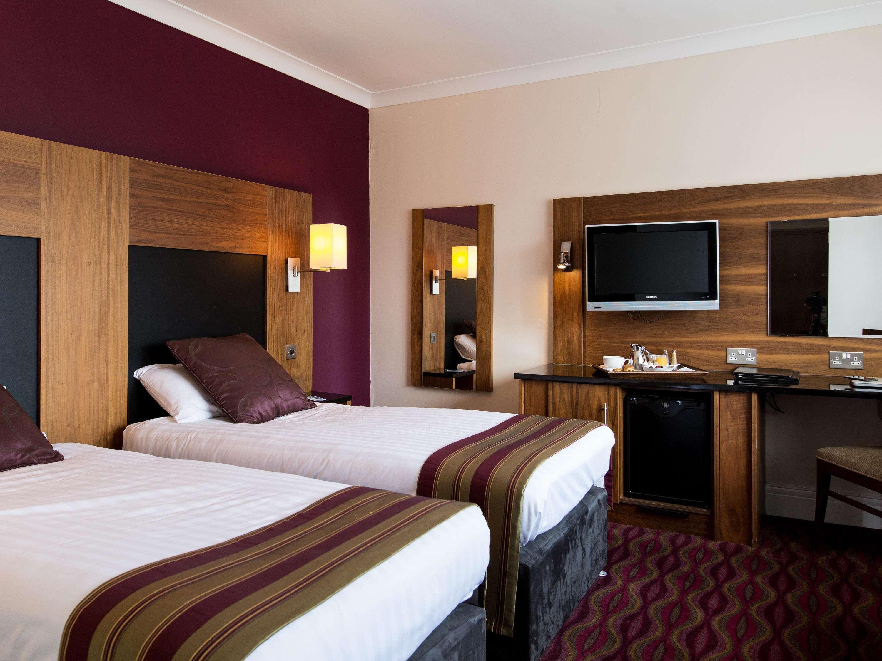 Mercure Newcastle George Washington Hotel Golf & Spa Екстериор снимка